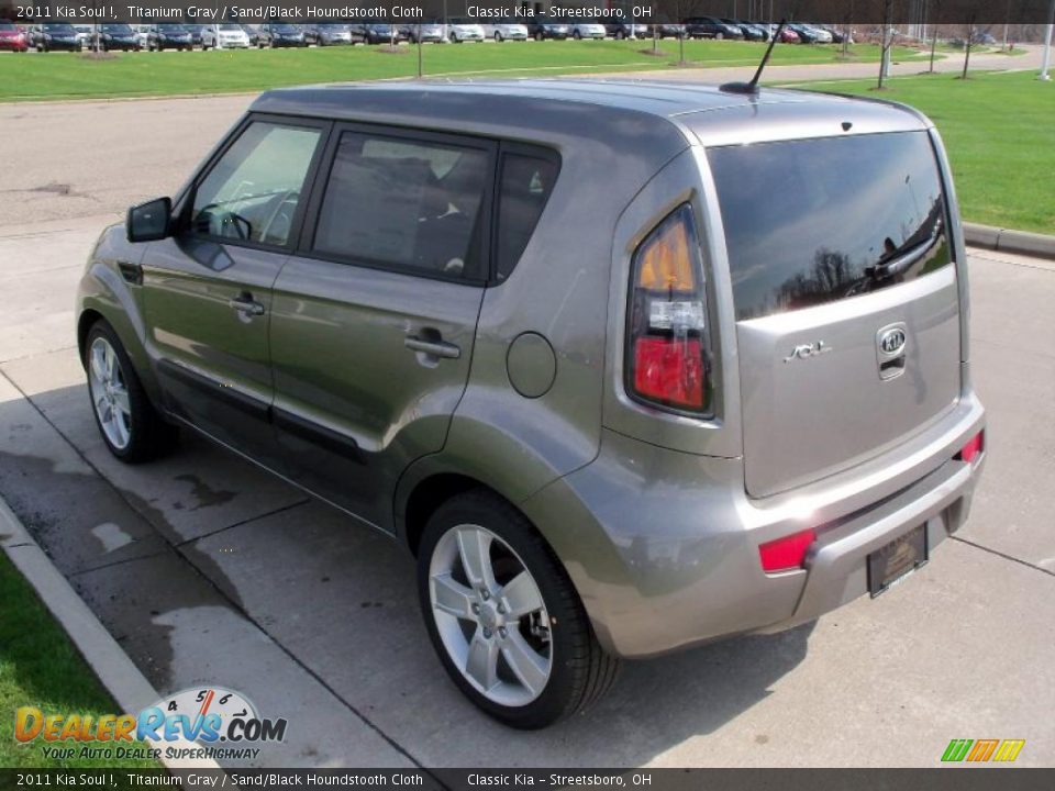 2011 Kia Soul ! Titanium Gray / Sand/Black Houndstooth Cloth Photo #5