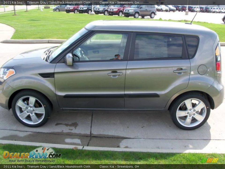 2011 Kia Soul ! Titanium Gray / Sand/Black Houndstooth Cloth Photo #6