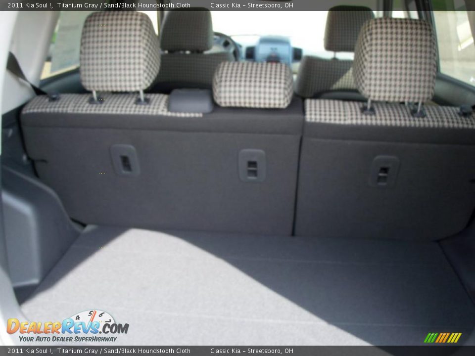 2011 Kia Soul ! Titanium Gray / Sand/Black Houndstooth Cloth Photo #21