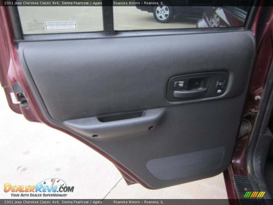 2001 Jeep Cherokee Classic 4x4 Sienna Pearlcoat / Agate Photo #19