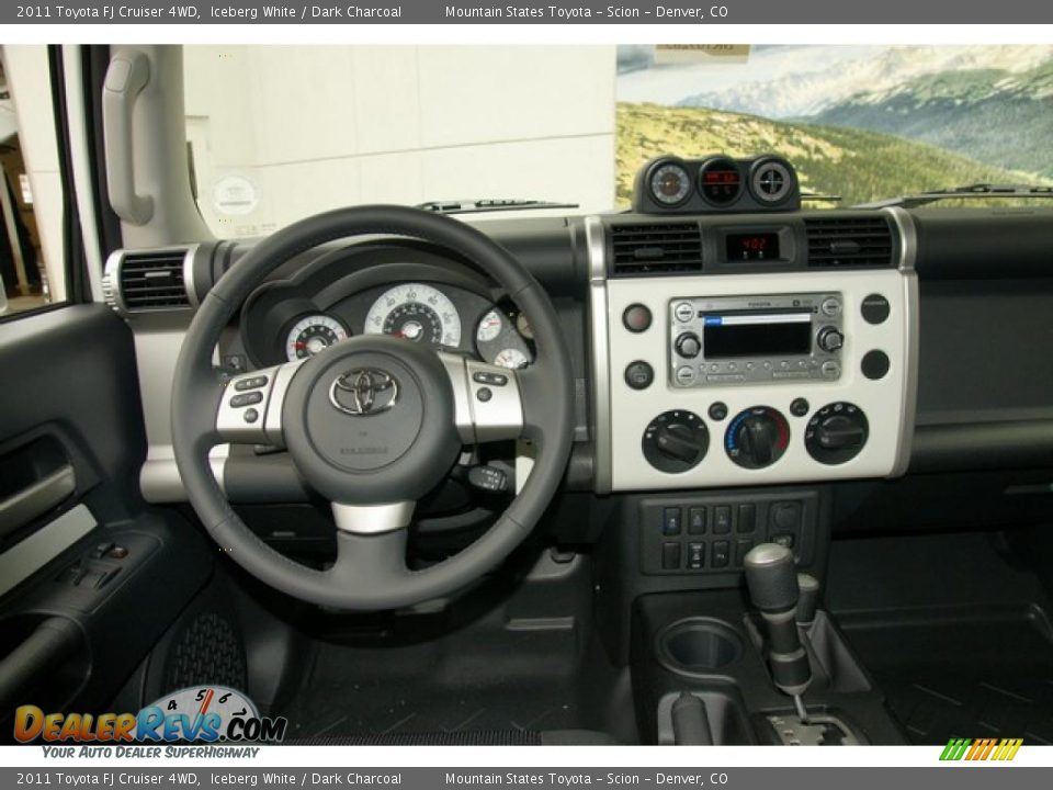 2011 Toyota FJ Cruiser 4WD Iceberg White / Dark Charcoal Photo #10