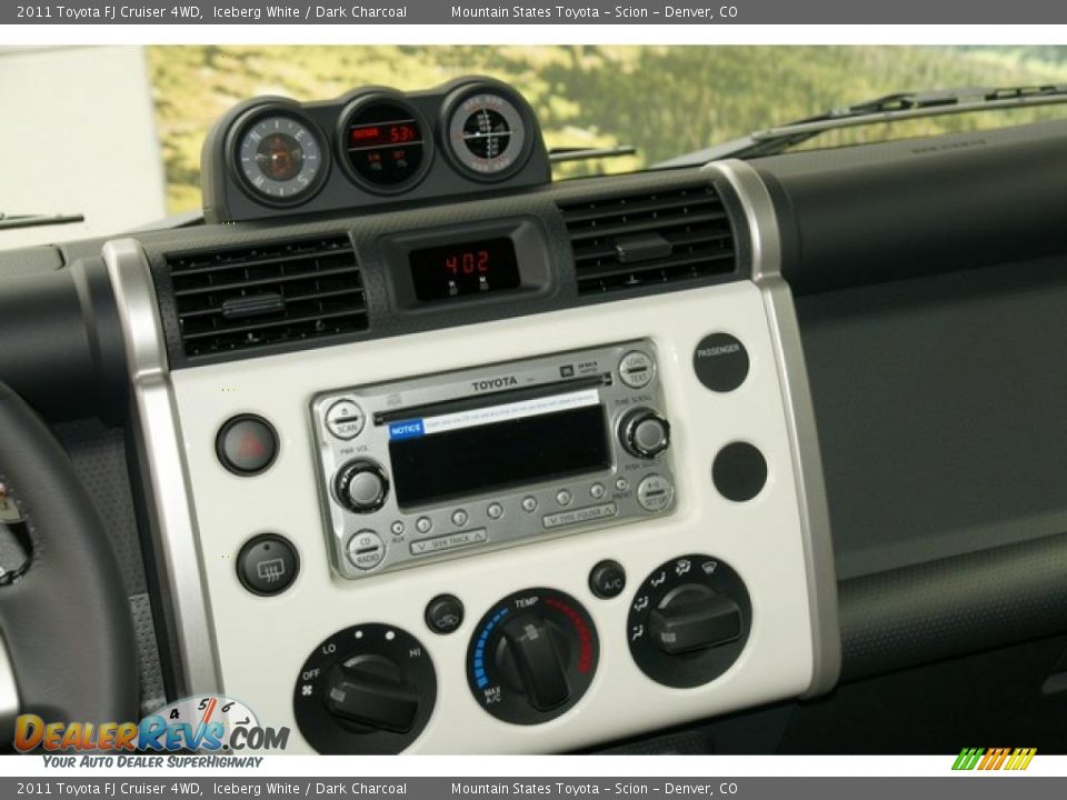 2011 Toyota FJ Cruiser 4WD Iceberg White / Dark Charcoal Photo #11