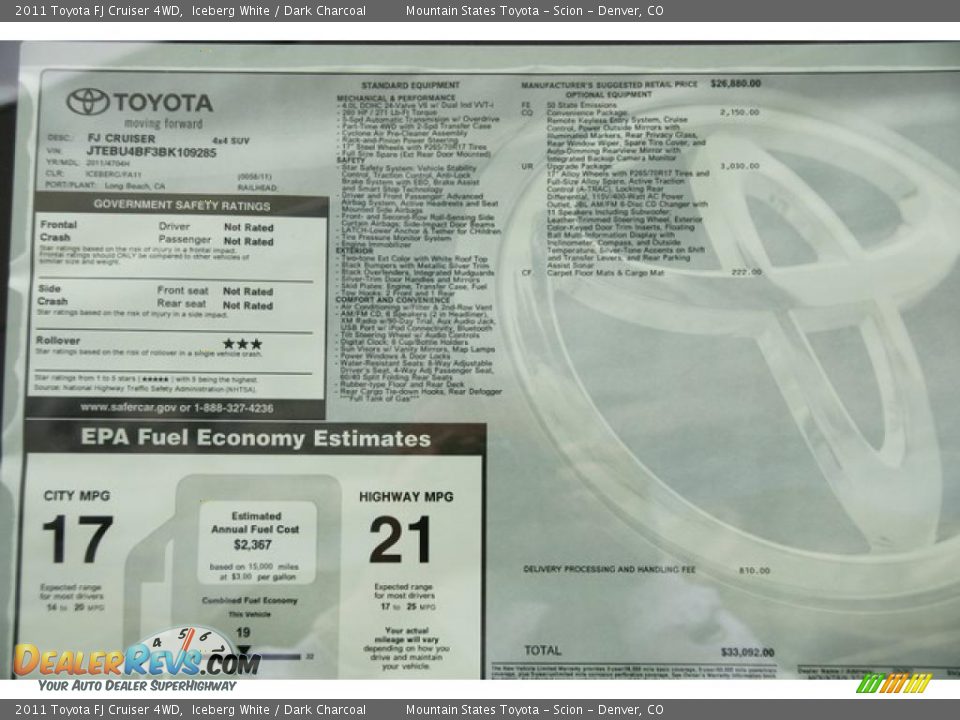 2011 Toyota FJ Cruiser 4WD Iceberg White / Dark Charcoal Photo #13