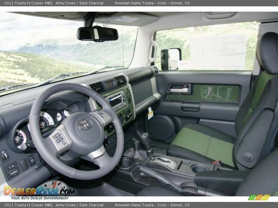 Dark Charcoal Interior - 2011 Toyota FJ Cruiser 4WD Photo #4