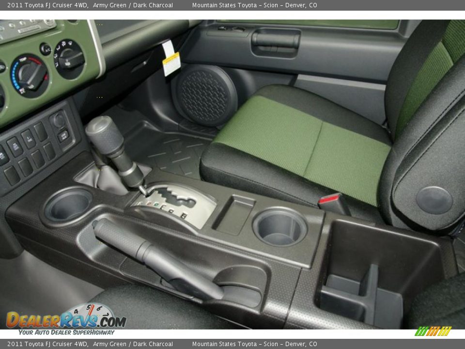 2011 Toyota FJ Cruiser 4WD Shifter Photo #8