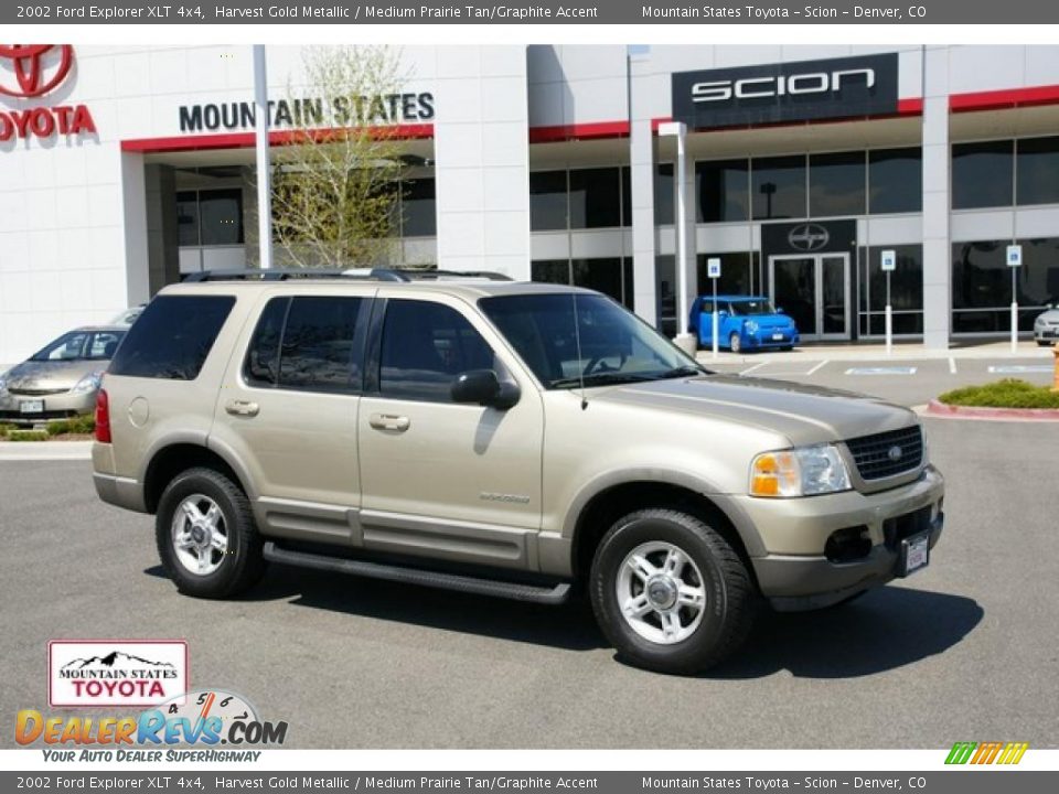 2002 Ford Explorer XLT 4x4 Harvest Gold Metallic / Medium Prairie Tan/Graphite Accent Photo #1