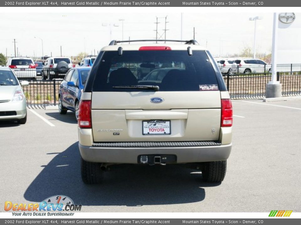 2002 Ford Explorer XLT 4x4 Harvest Gold Metallic / Medium Prairie Tan/Graphite Accent Photo #3