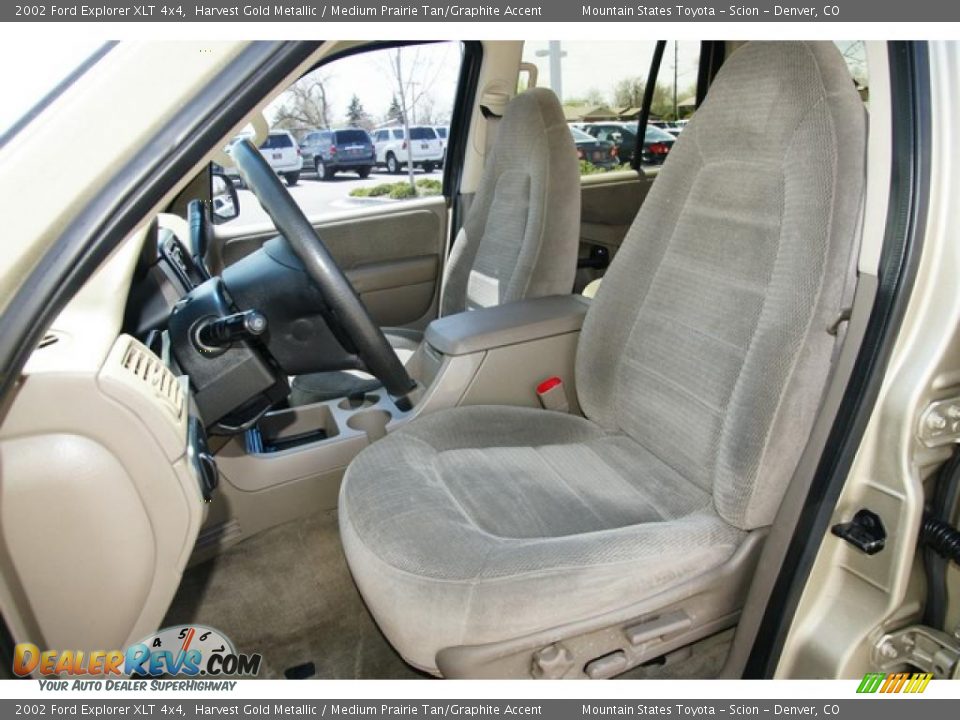 2002 Ford Explorer XLT 4x4 Harvest Gold Metallic / Medium Prairie Tan/Graphite Accent Photo #8