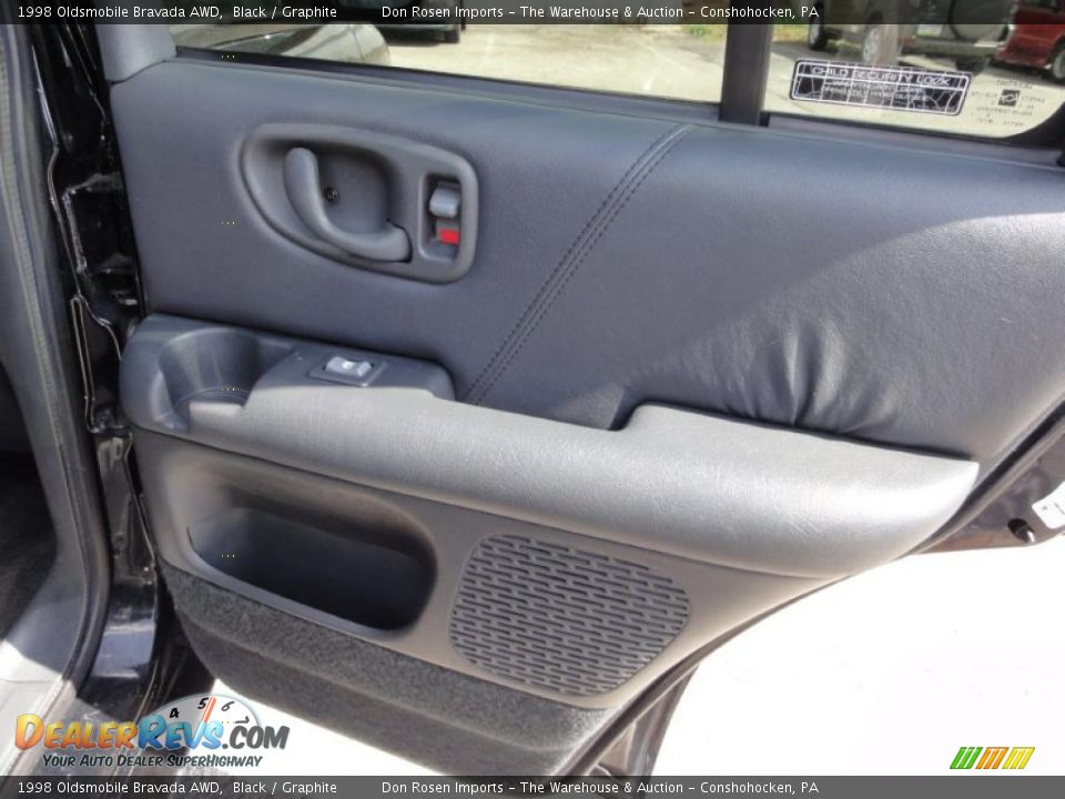 1998 Oldsmobile Bravada AWD Black / Graphite Photo #25