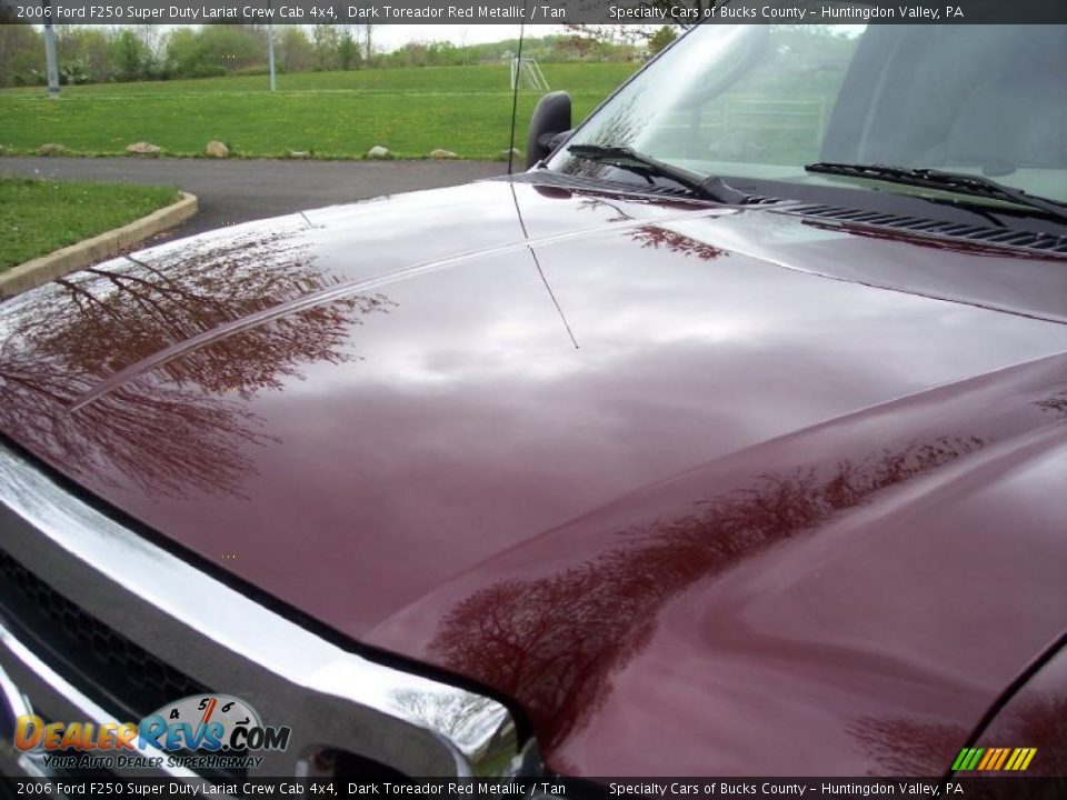 2006 Ford F250 Super Duty Lariat Crew Cab 4x4 Dark Toreador Red Metallic / Tan Photo #20