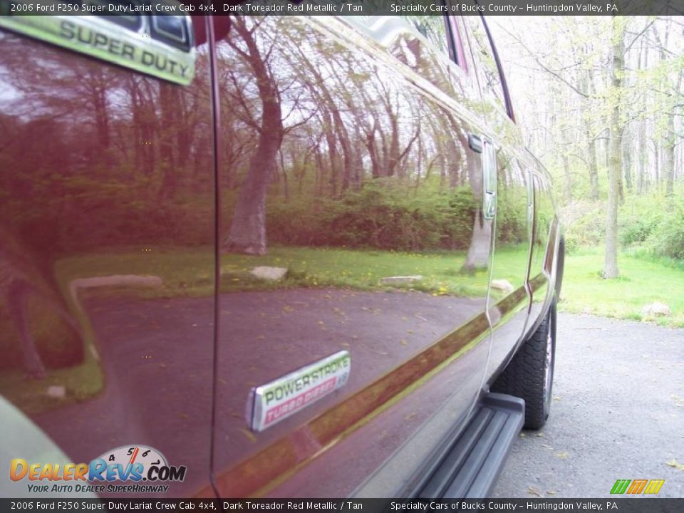 2006 Ford F250 Super Duty Lariat Crew Cab 4x4 Dark Toreador Red Metallic / Tan Photo #24