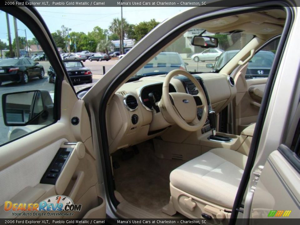 2006 Ford Explorer XLT Pueblo Gold Metallic / Camel Photo #10