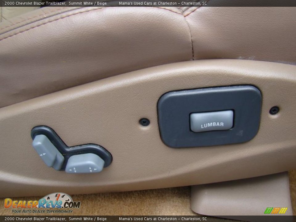 2000 Chevrolet Blazer Trailblazer Summit White / Beige Photo #17