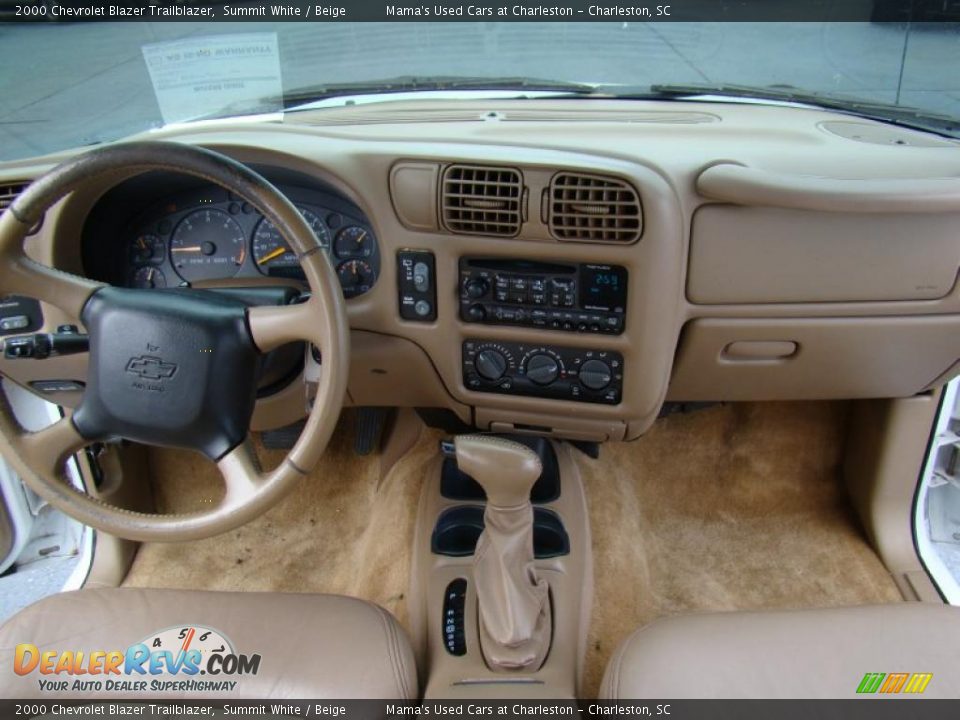 2000 Chevrolet Blazer Trailblazer Summit White / Beige Photo #19