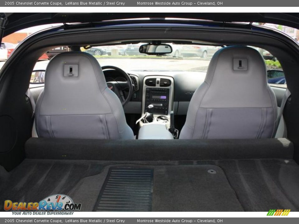 2005 Chevrolet Corvette Coupe Trunk Photo #17