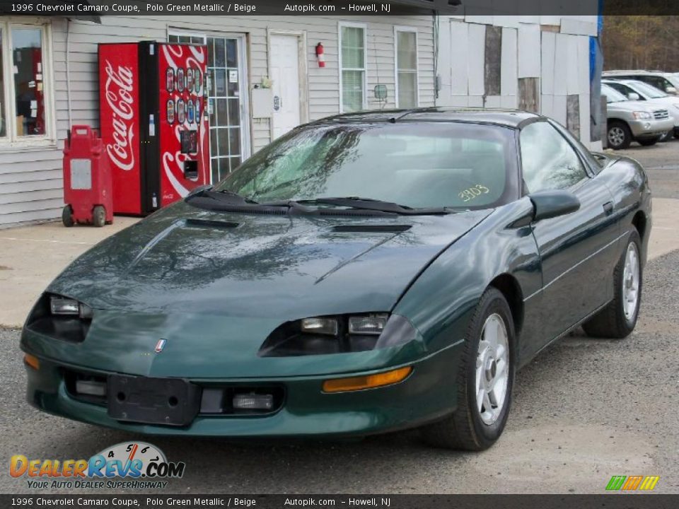 Front 3/4 View of 1996 Chevrolet Camaro Coupe Photo #2