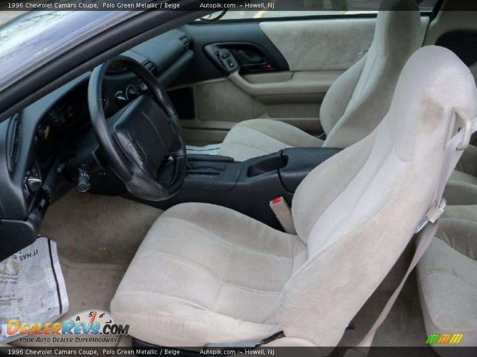 Beige Interior - 1996 Chevrolet Camaro Coupe Photo #9