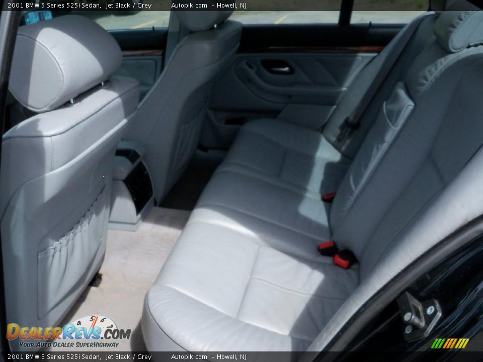 2001 BMW 5 Series 525i Sedan Jet Black / Grey Photo #10