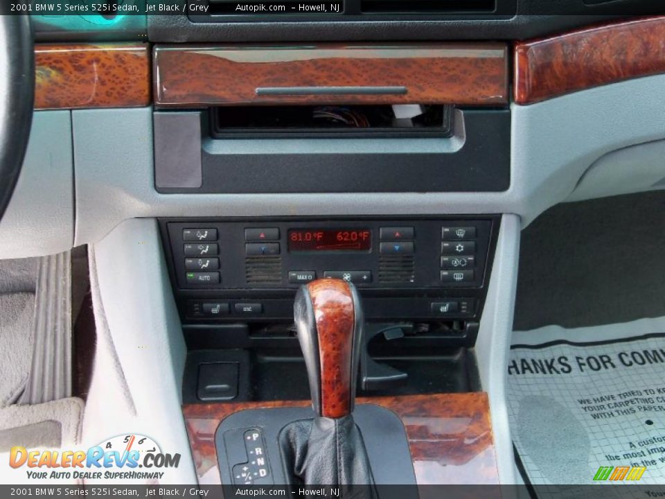 2001 BMW 5 Series 525i Sedan Jet Black / Grey Photo #12