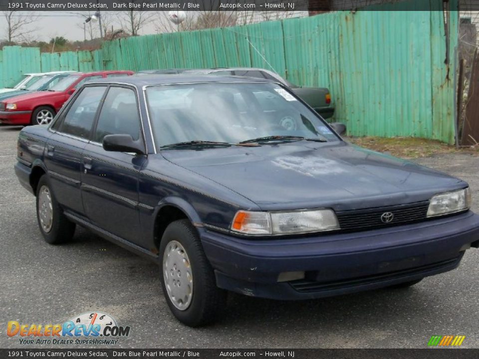 1991 Toyota Camry Deluxe Sedan Dark Blue Pearl Metallic / Blue Photo #3