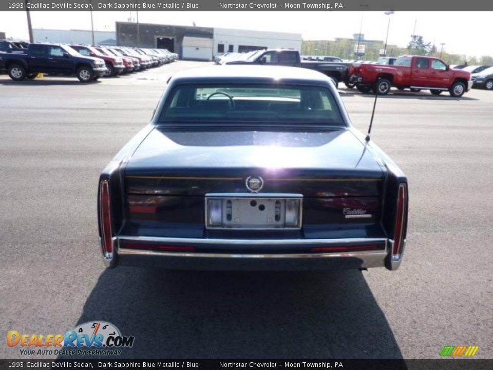1993 Cadillac DeVille Sedan Dark Sapphire Blue Metallic / Blue Photo #5