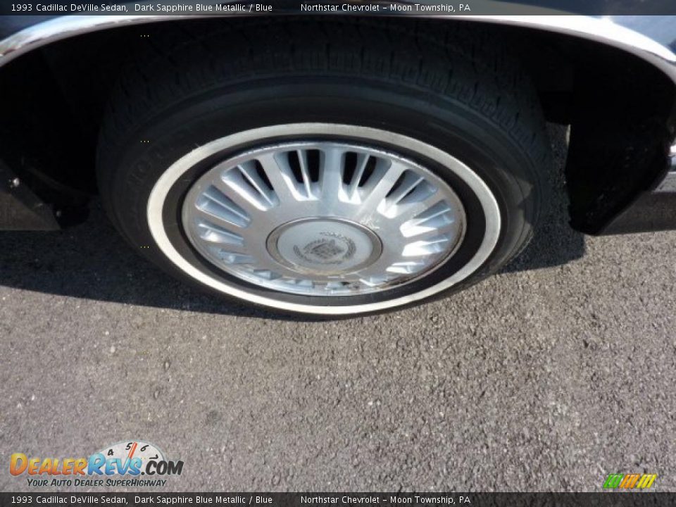 1993 Cadillac DeVille Sedan Wheel Photo #10