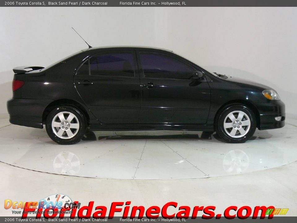 2006 Toyota Corolla S Black Sand Pearl / Dark Charcoal Photo #4