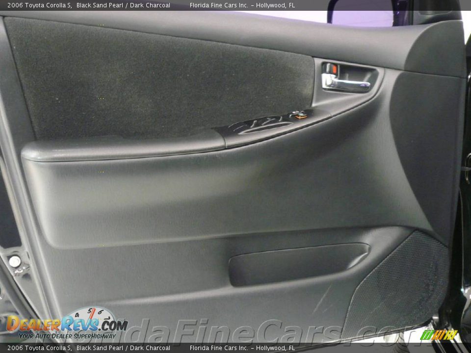 2006 Toyota Corolla S Black Sand Pearl / Dark Charcoal Photo #11