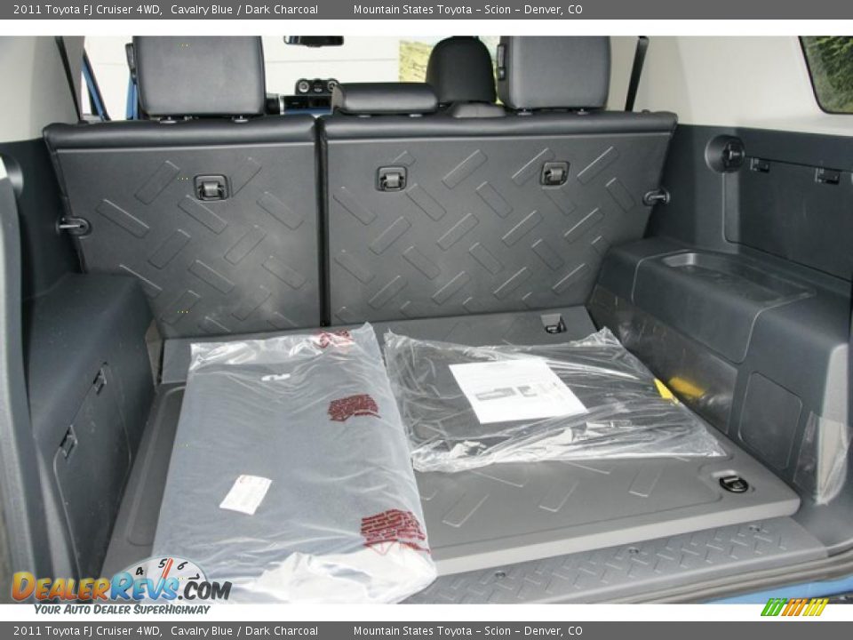 2011 Toyota FJ Cruiser 4WD Trunk Photo #10