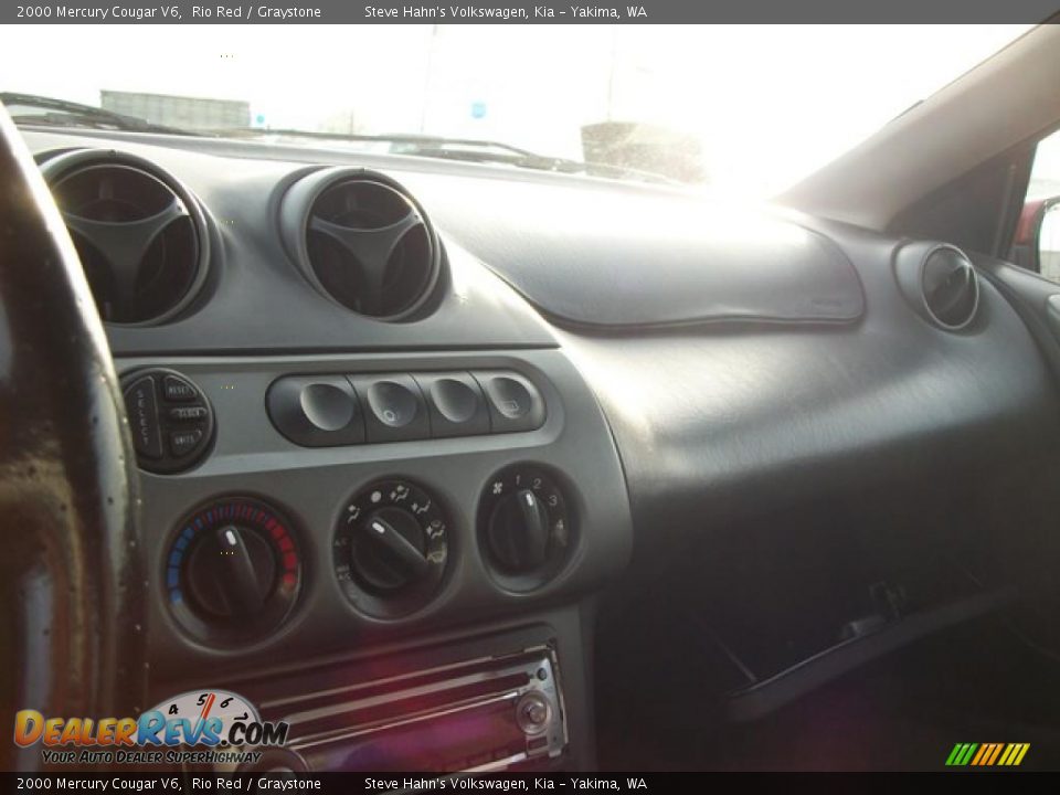 2000 Mercury Cougar V6 Rio Red / Graystone Photo #9