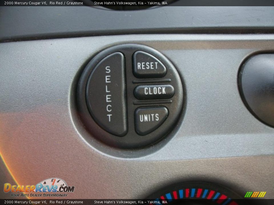 Controls of 2000 Mercury Cougar V6 Photo #17