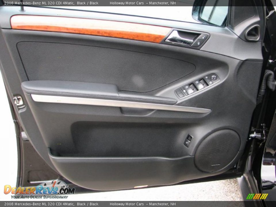 Door Panel of 2008 Mercedes-Benz ML 320 CDI 4Matic Photo #8