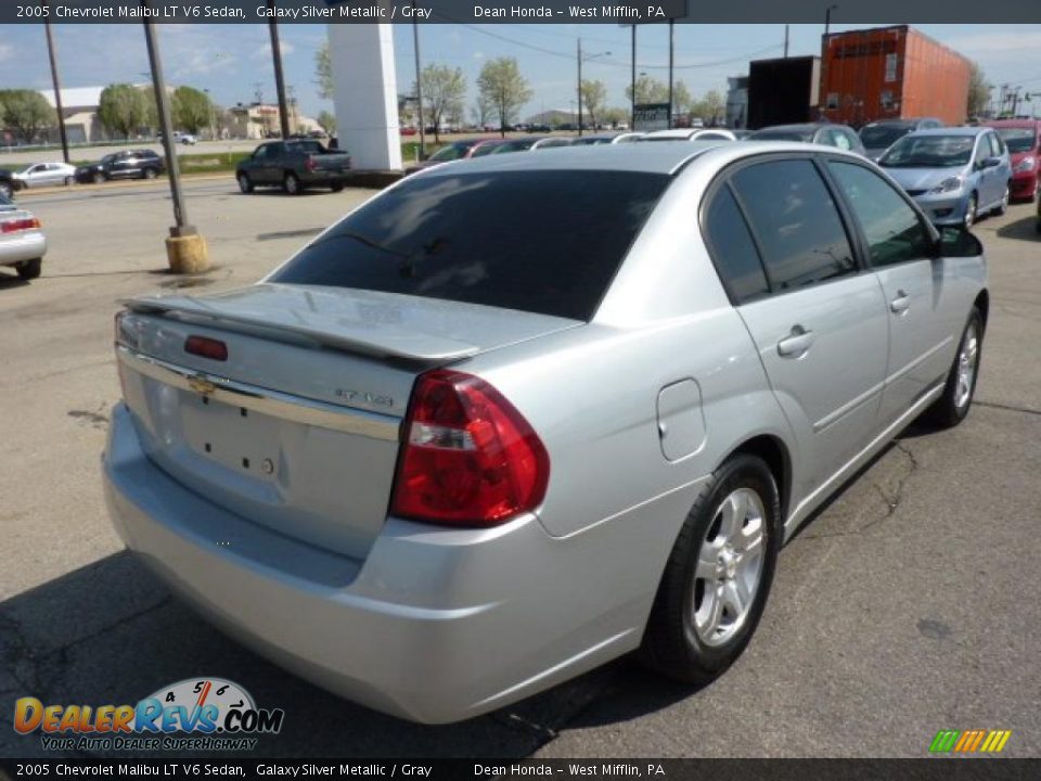 2005 Chevrolet Malibu LT V6 Sedan Galaxy Silver Metallic / Gray Photo #4