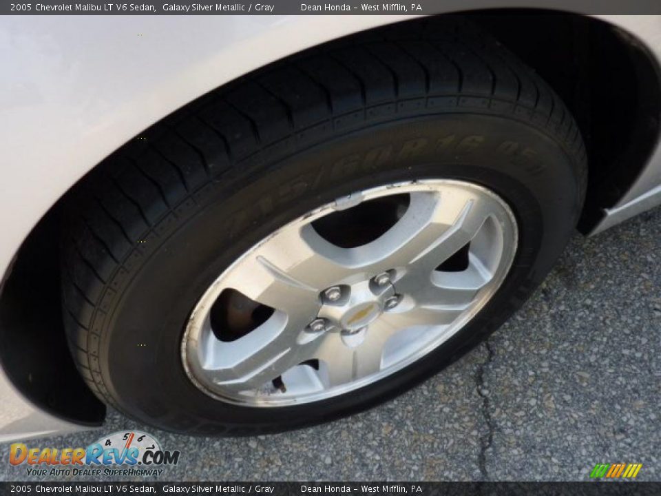 2005 Chevrolet Malibu LT V6 Sedan Galaxy Silver Metallic / Gray Photo #7