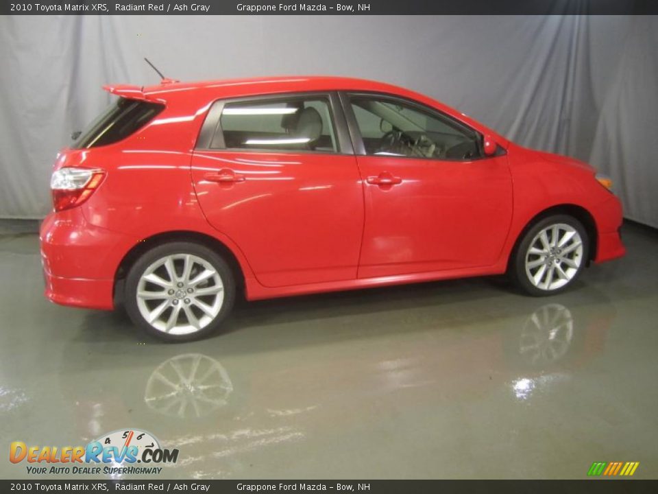 2010 Toyota Matrix XRS Radiant Red / Ash Gray Photo #13