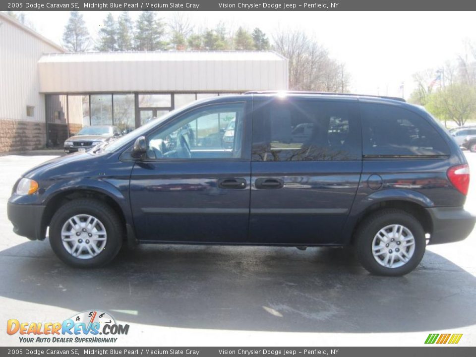 2005 Dodge Caravan SE Midnight Blue Pearl / Medium Slate Gray Photo #11