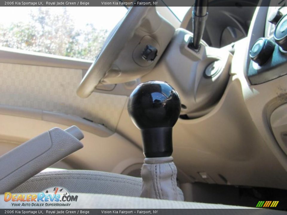 2006 Kia Sportage LX Royal Jade Green / Beige Photo #10