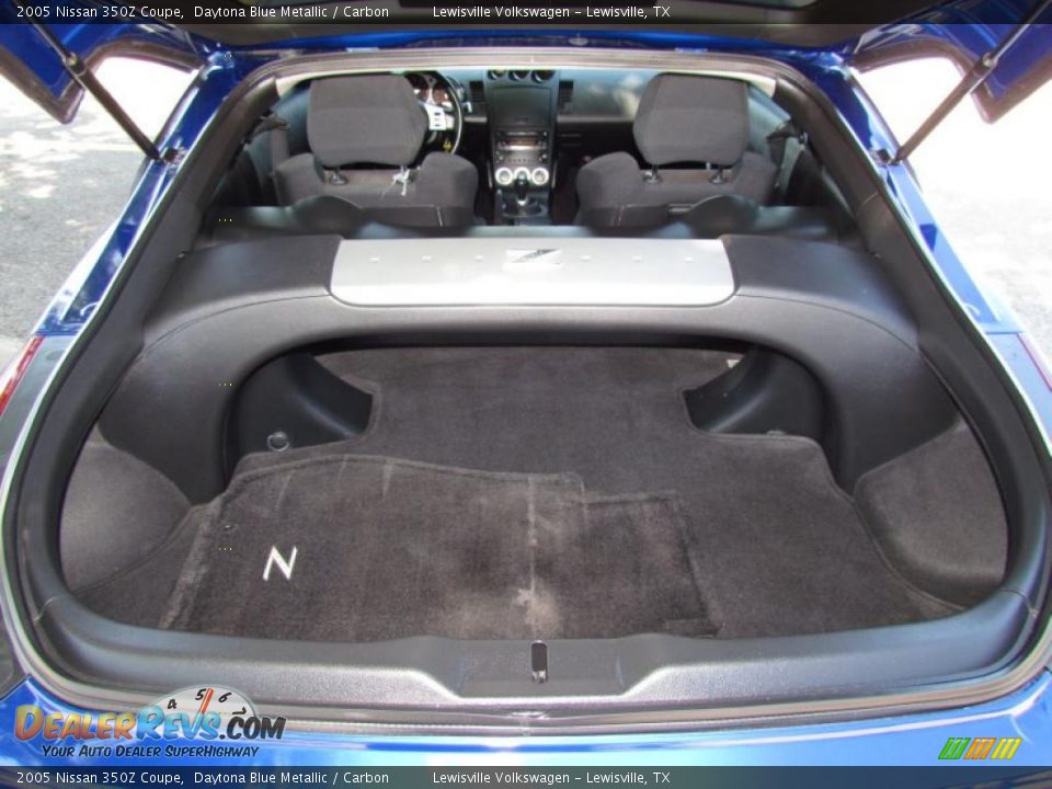 2005 Nissan 350Z Coupe Trunk Photo #22