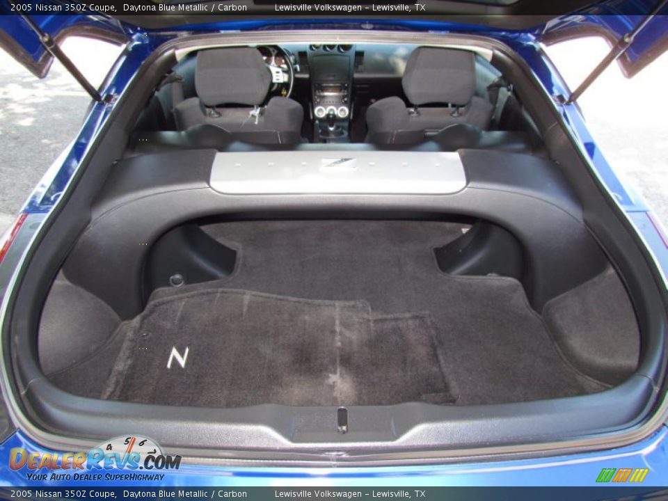 2005 Nissan 350Z Coupe Trunk Photo #22