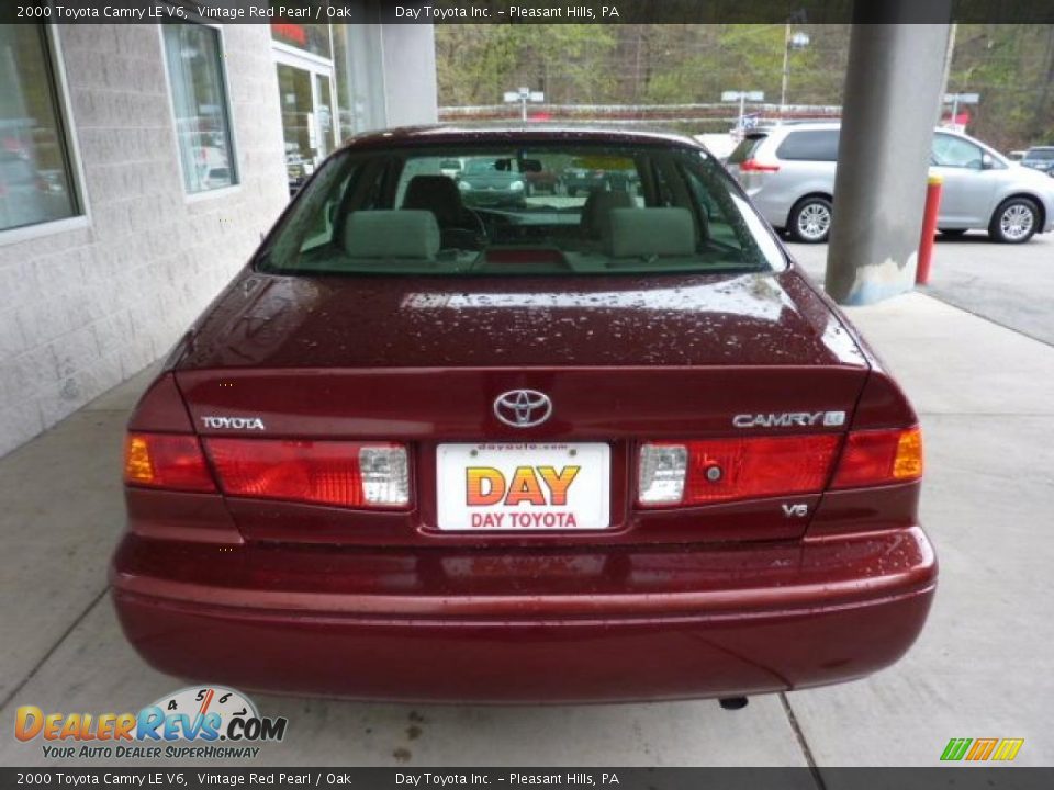 2000 Toyota Camry LE V6 Vintage Red Pearl / Oak Photo #3