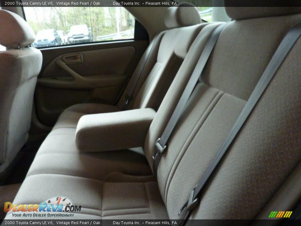 2000 Toyota Camry LE V6 Vintage Red Pearl / Oak Photo #9