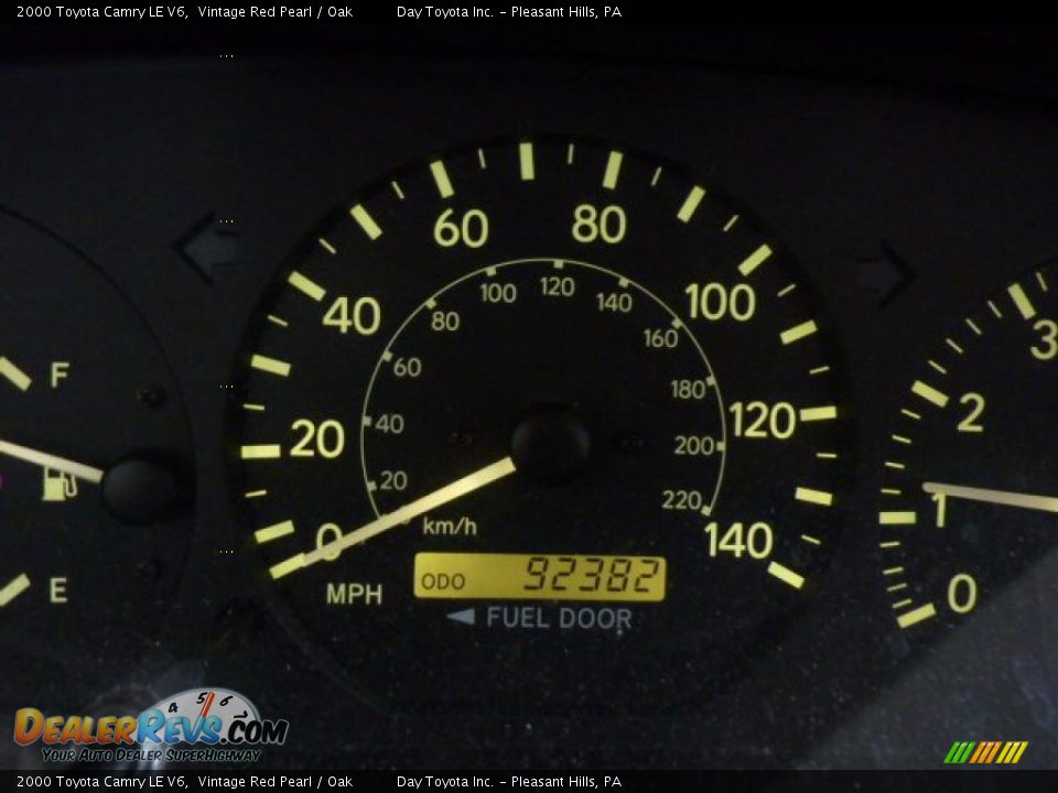 2000 Toyota Camry LE V6 Vintage Red Pearl / Oak Photo #14