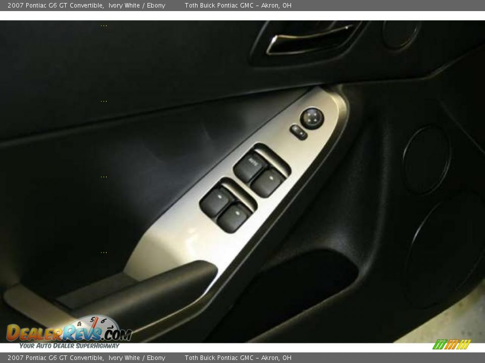 2007 Pontiac G6 GT Convertible Ivory White / Ebony Photo #7