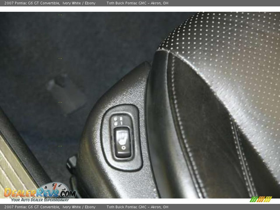 2007 Pontiac G6 GT Convertible Ivory White / Ebony Photo #9