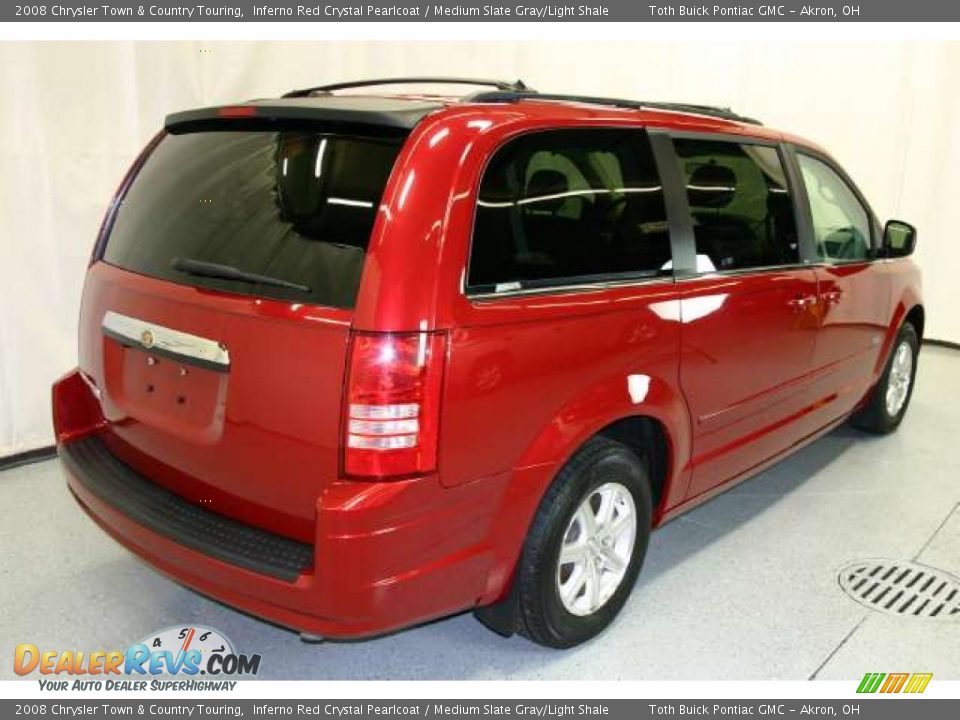 2008 Chrysler Town & Country Touring Inferno Red Crystal Pearlcoat / Medium Slate Gray/Light Shale Photo #3