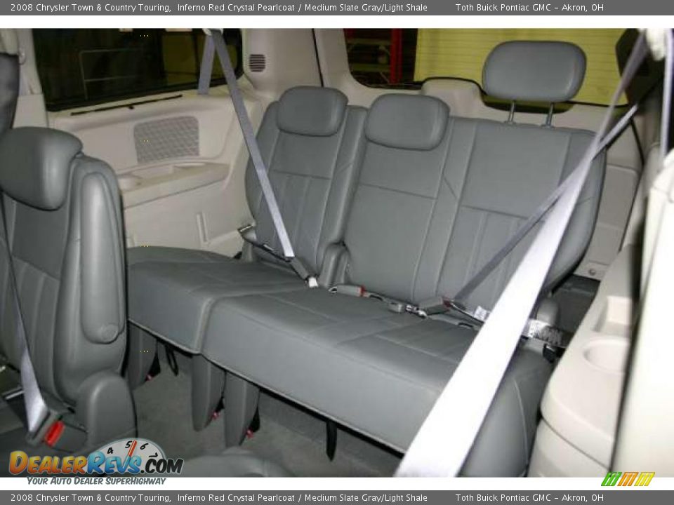 2008 Chrysler Town & Country Touring Inferno Red Crystal Pearlcoat / Medium Slate Gray/Light Shale Photo #6