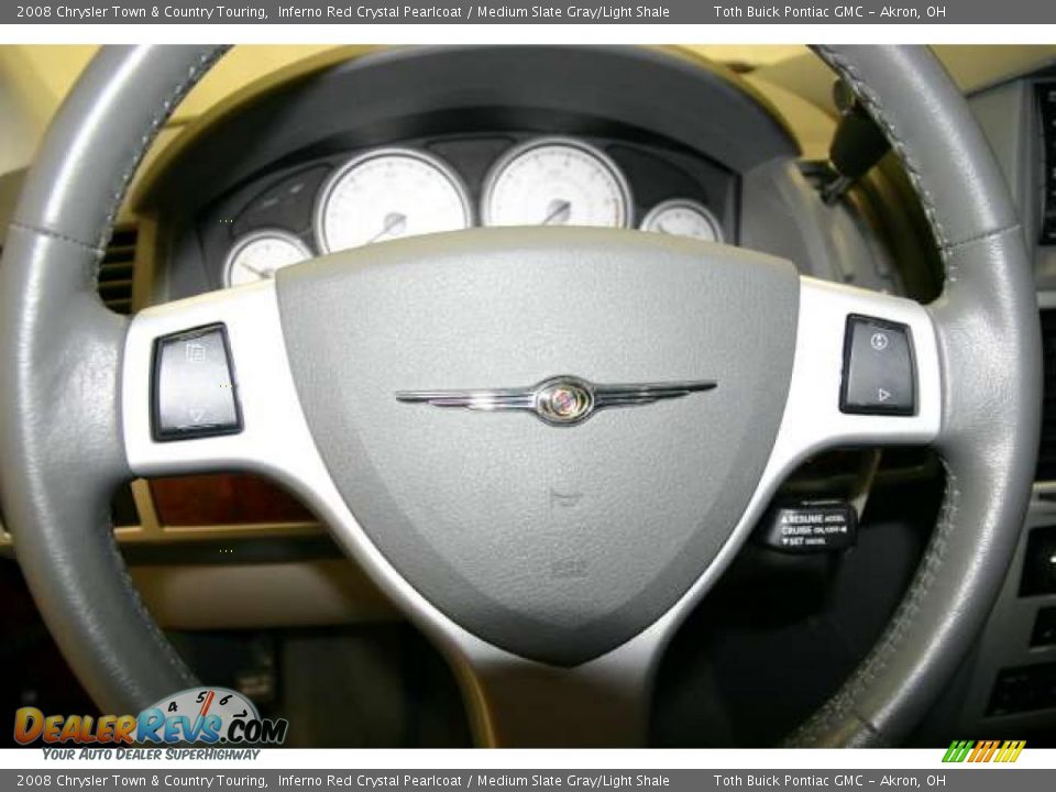 2008 Chrysler Town & Country Touring Inferno Red Crystal Pearlcoat / Medium Slate Gray/Light Shale Photo #9