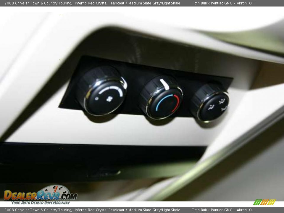 2008 Chrysler Town & Country Touring Inferno Red Crystal Pearlcoat / Medium Slate Gray/Light Shale Photo #14