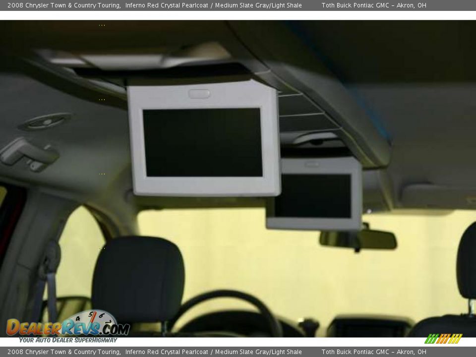 2008 Chrysler Town & Country Touring Inferno Red Crystal Pearlcoat / Medium Slate Gray/Light Shale Photo #16