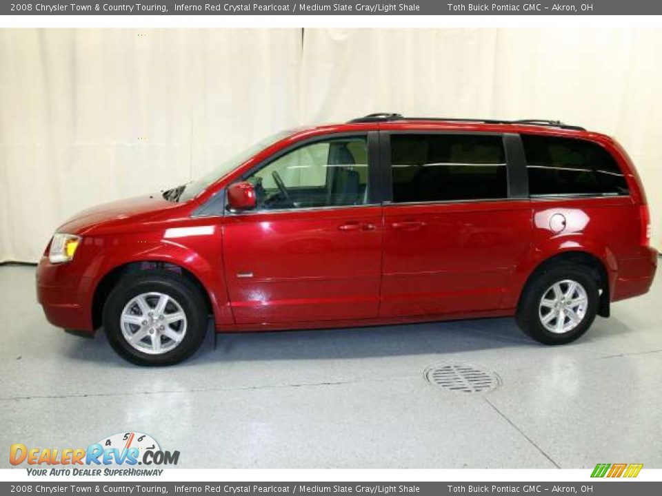 2008 Chrysler Town & Country Touring Inferno Red Crystal Pearlcoat / Medium Slate Gray/Light Shale Photo #23